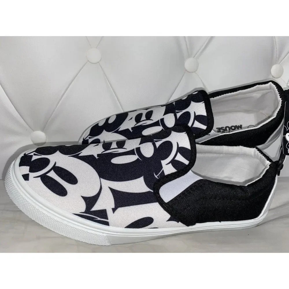 Disney Mickey Mouse Slip On 1928 Star Black White Sneakers Mens Size 7 BRAND NEW